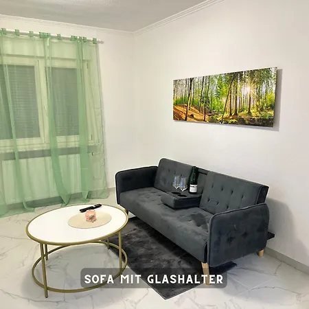 Lombardi - Terrasse, Babybett, Doppelbett, Waschmaschine, Ruhige Lage *