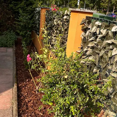 Lombardi - Terrasse, Babybett, Doppelbett, Waschmaschine, Ruhige Lage Διαμέρισμα